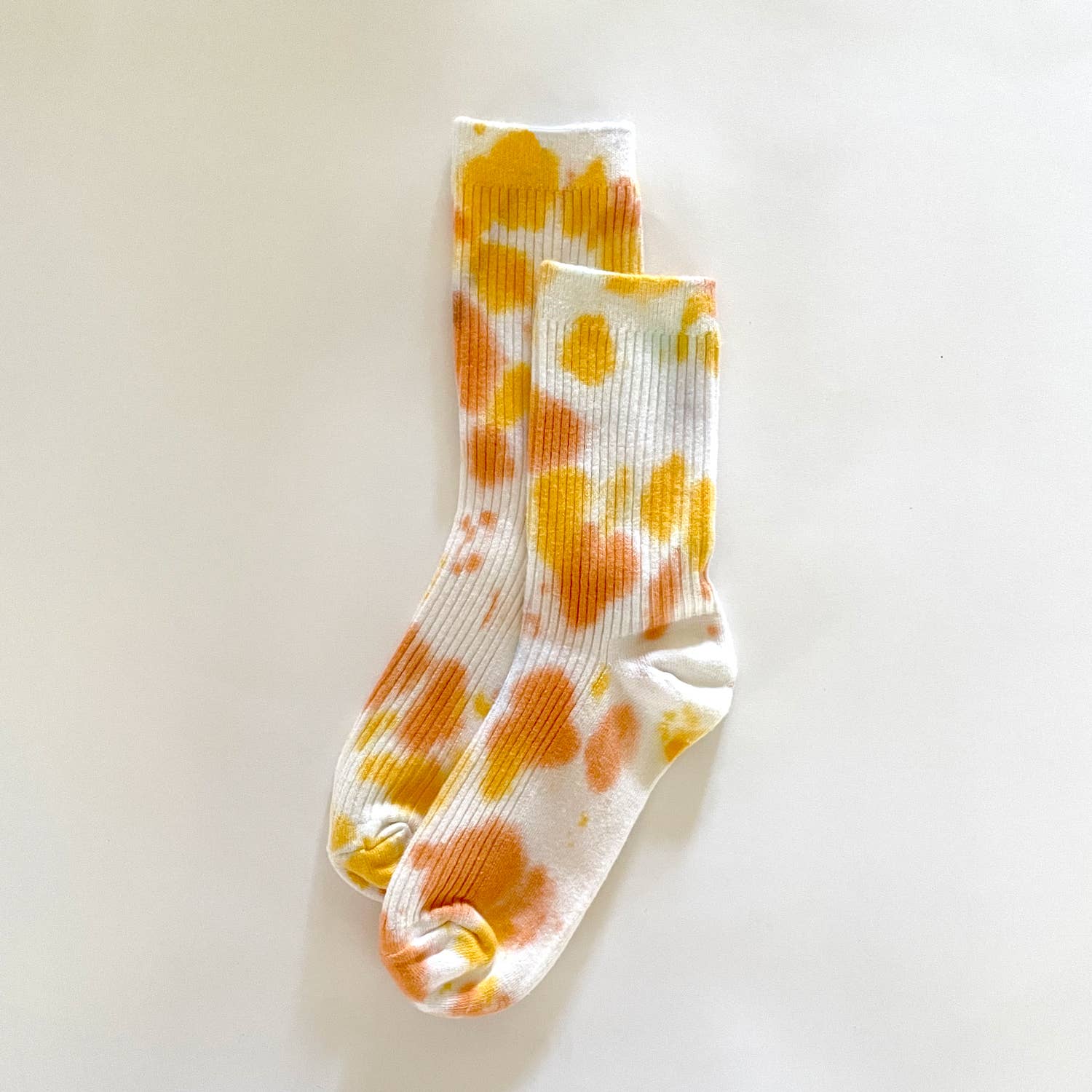 Daisy Tie-dye Dressy Socks (Women&#39;s)