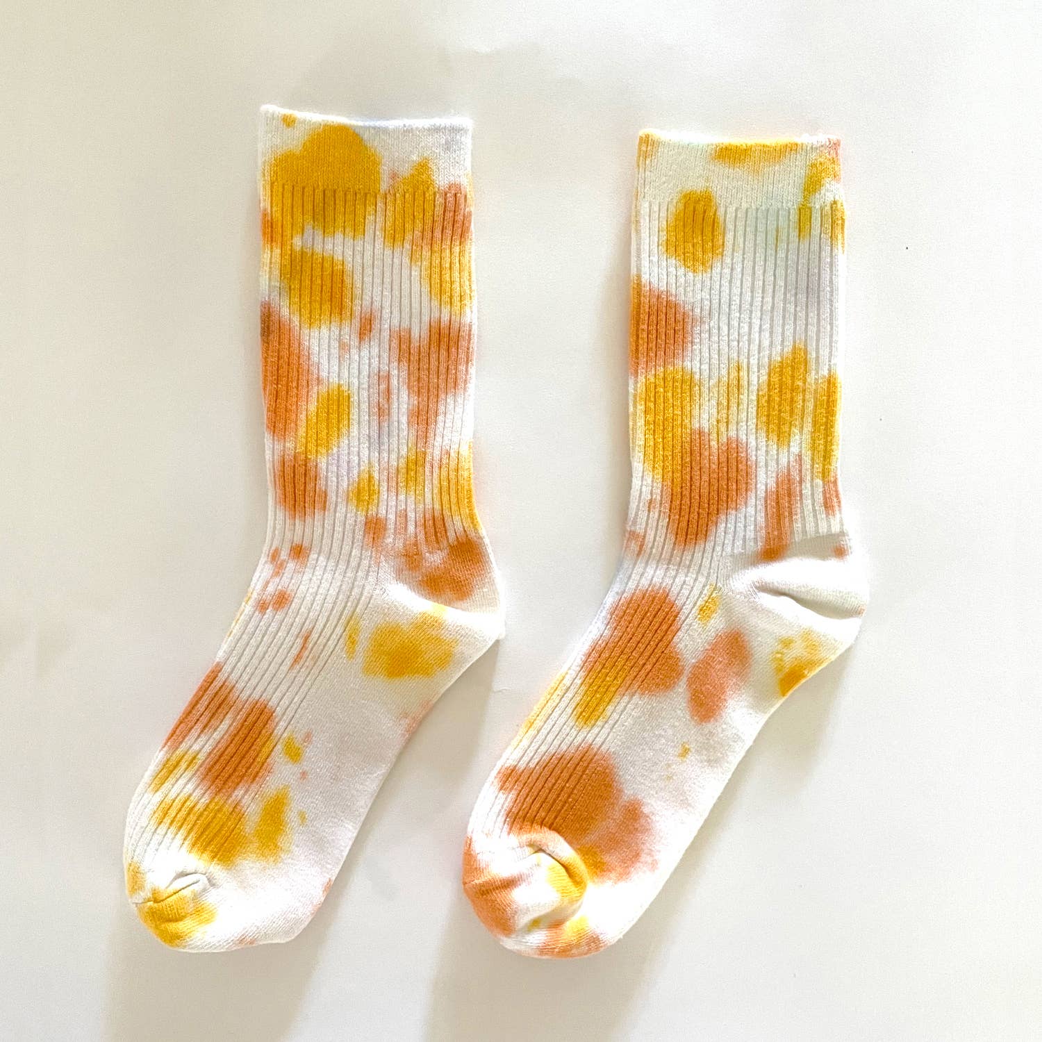 Daisy Tie-dye Dressy Socks (Women&#39;s)